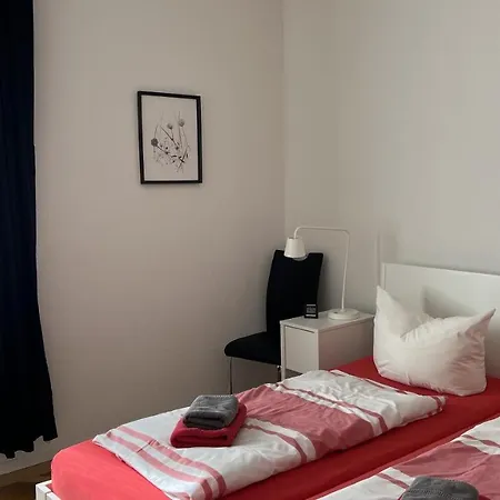 Laura Apartment *