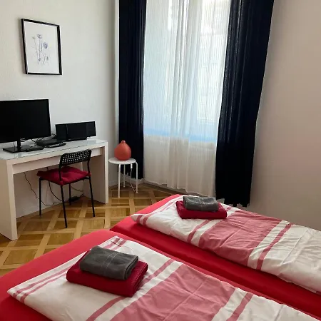 Laura Apartment